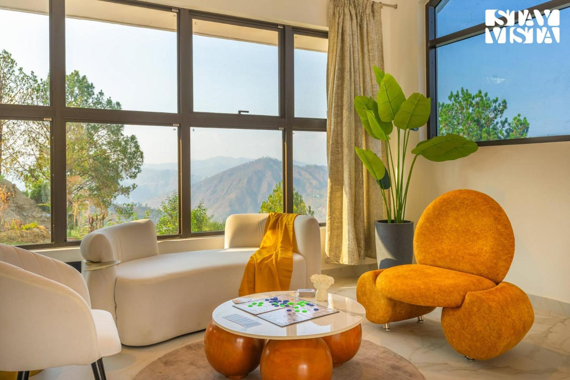 Stayvista At Luna Nova With Outdoor Pool - Ranikhet Exteriér fotografie