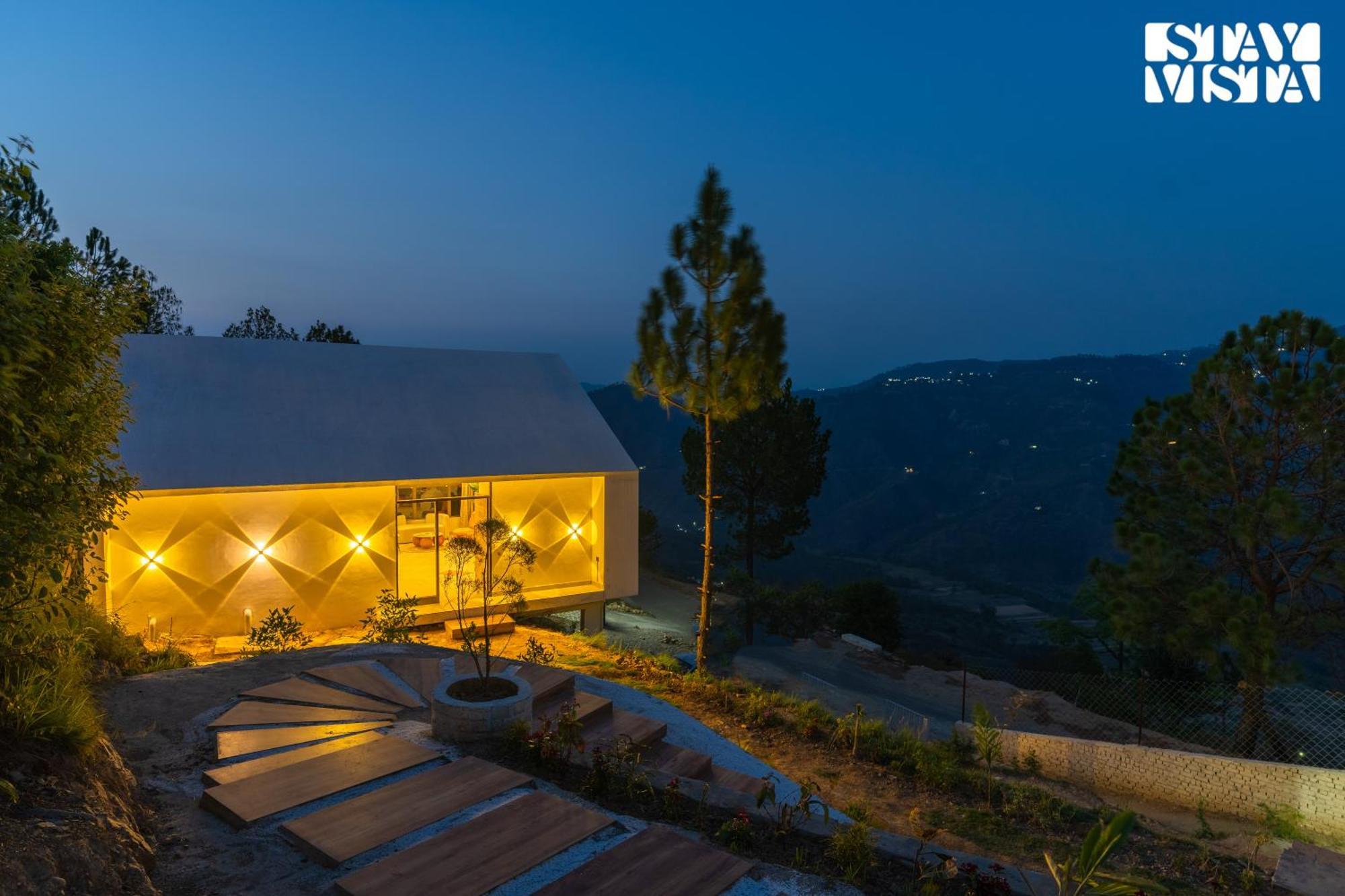 Stayvista At Luna Nova With Outdoor Pool - Ranikhet Exteriér fotografie